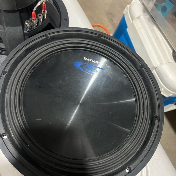 Alpine Subwoofer - Picture 4 of 4